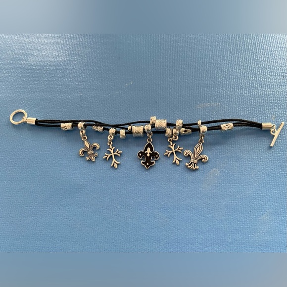 Fleur-de-Lis Charm Bracelet, NWT - Picture 2 of 4